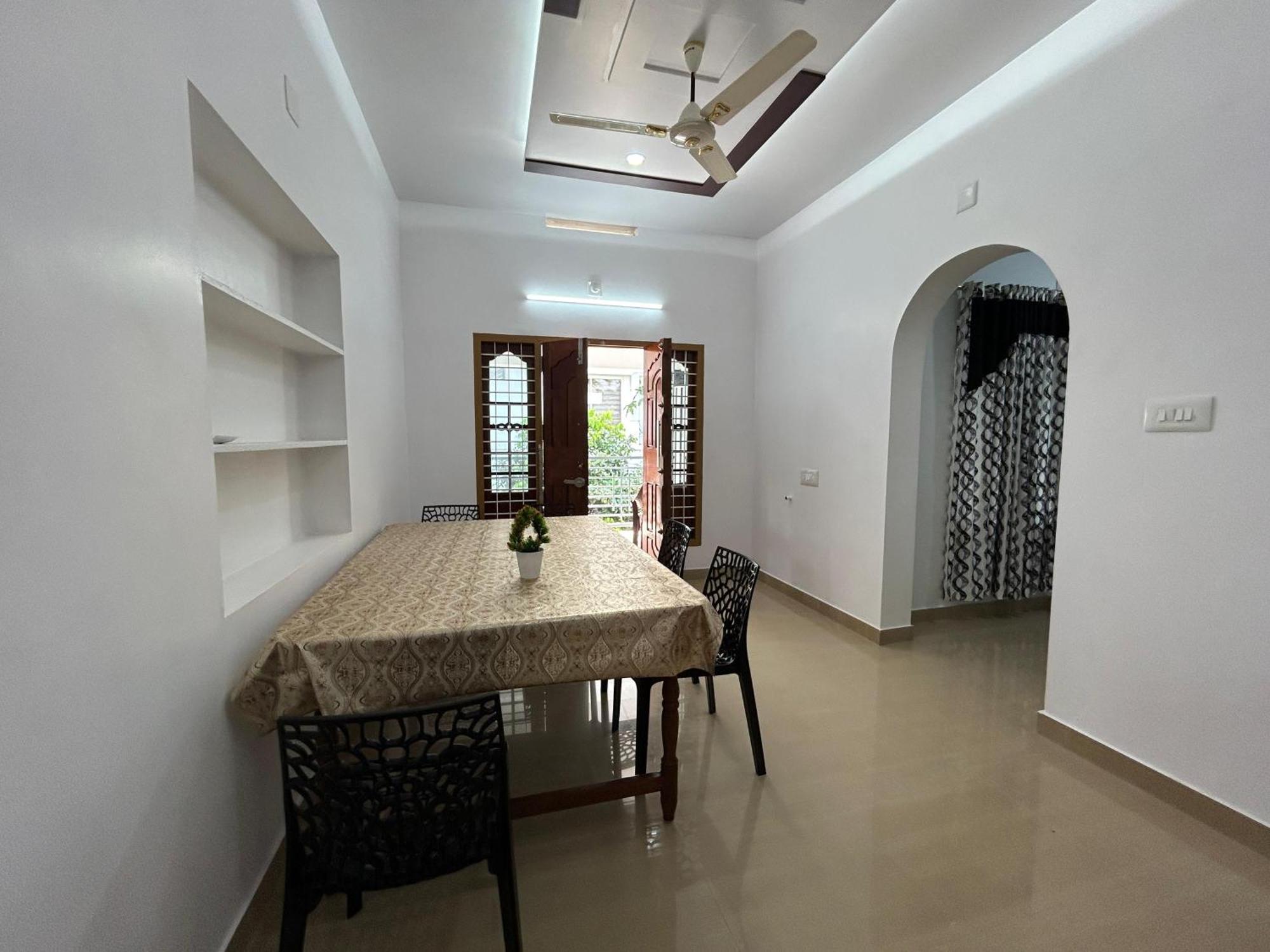 Puzhayoram Homestay Thrissur المظهر الخارجي الصورة